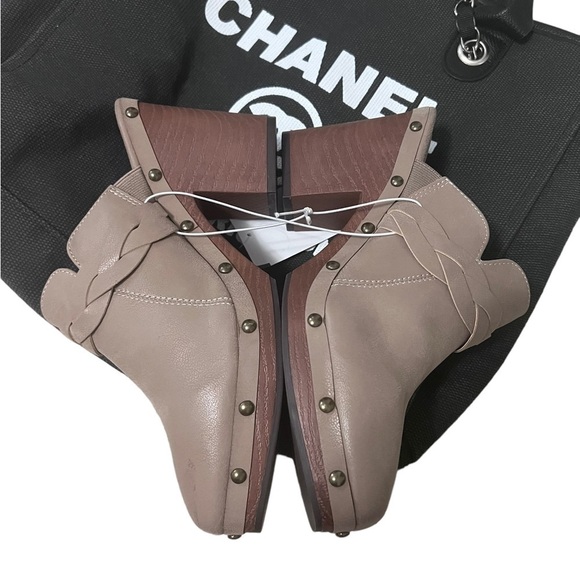 Xenia Taupe Braided Stud Square Toe Clogs by MIA Size 7.5 - Picture 4 of 12